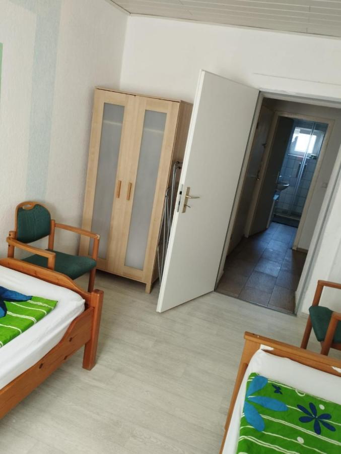 Worker-Flat Apartamento Gelsenkirchen Exterior foto
